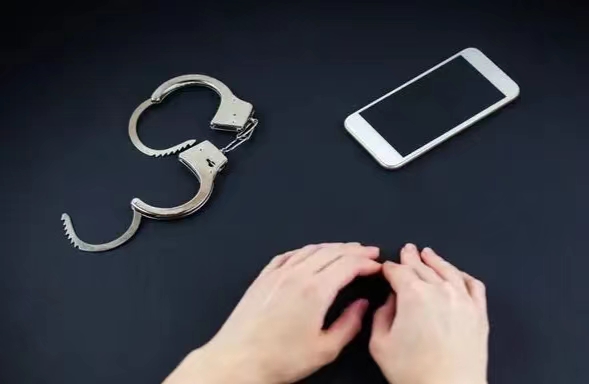 必须严惩！一少女遭遇性侵，人均70岁左右！