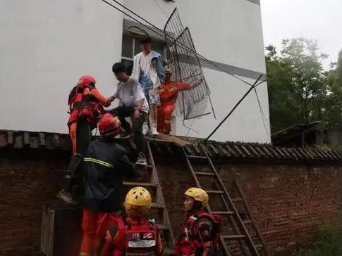 云南昭通彝良持续暴雨竟引发山洪，仍有人员失联（2023云南昭通山洪）